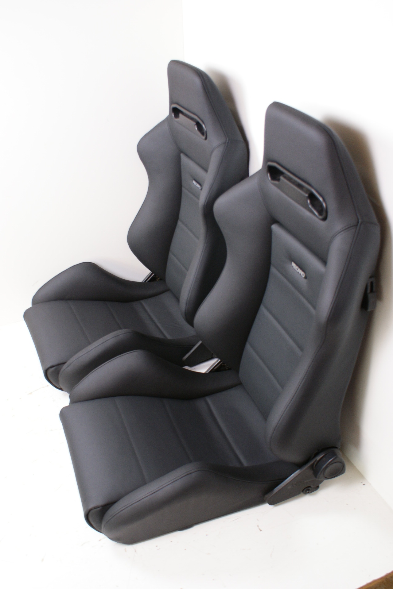 Lena Shop - RECARO SPORT SITZE PAAR LEDER NEU BEZOGEN